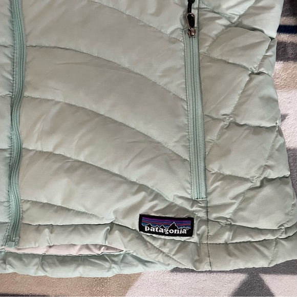 Patagonia Women’s Goosedown Puff Jacket Size large - Picture 4 of 6